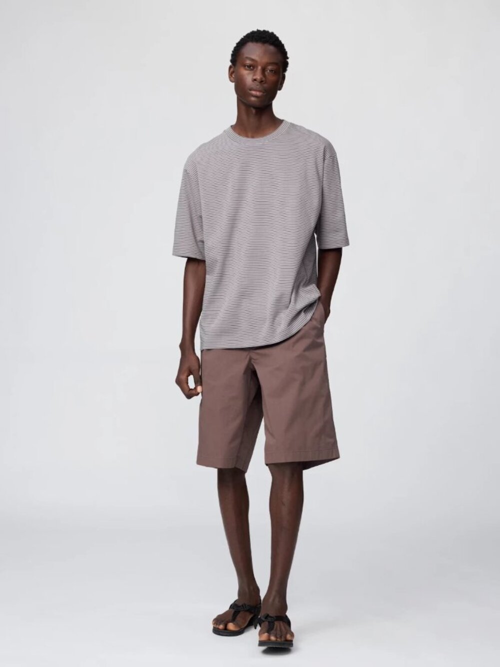 Share UNIQLO U AIRism Cotton Oversized Striped gray T Shirt Men Half Japan US L